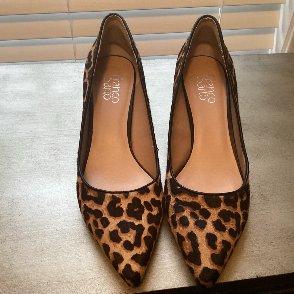 Franco Sarto Brown and Black Heels with Pointed Toe Design